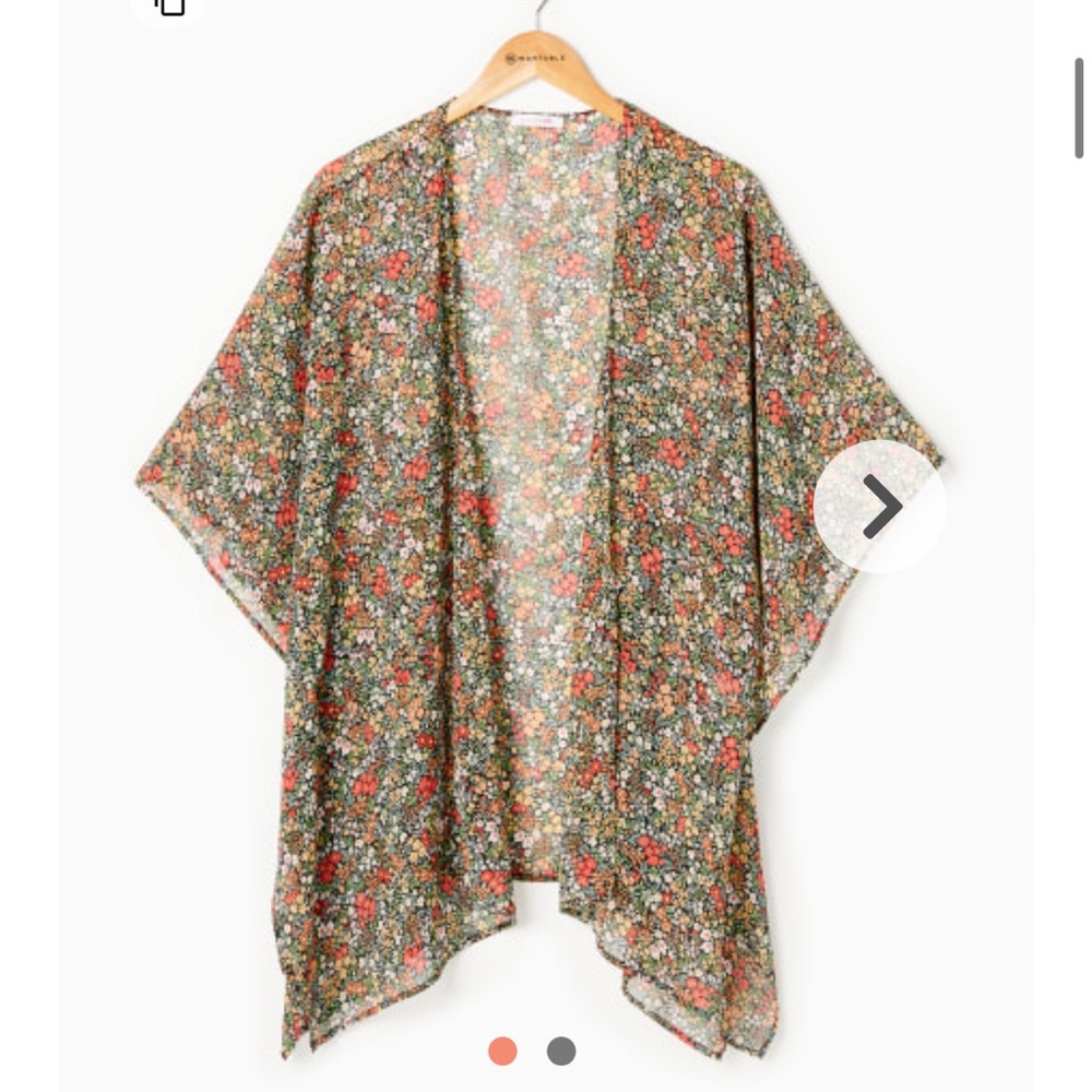 Ditsy Floral Short Slv Kimono in Black